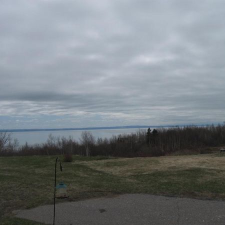 Motel De La Pointe Aux Bouleaux Baie-Sainte-Catherine Esterno foto