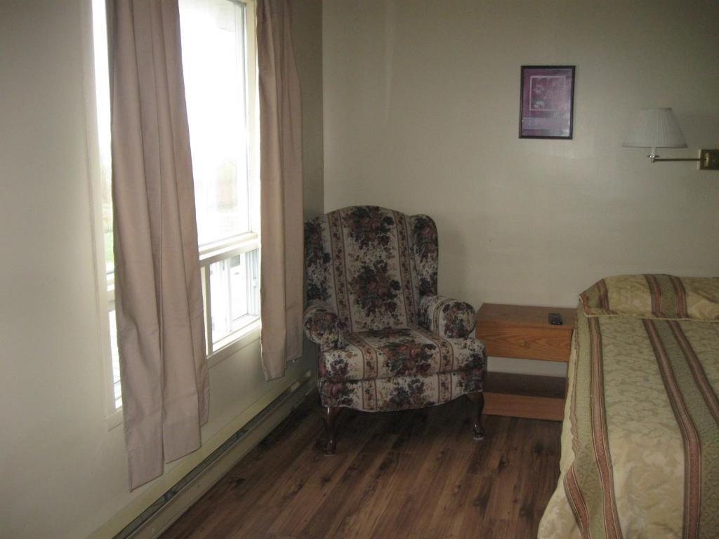 Motel De La Pointe Aux Bouleaux Baie-Sainte-Catherine Esterno foto