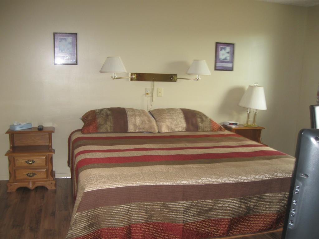 Motel De La Pointe Aux Bouleaux Baie-Sainte-Catherine Esterno foto