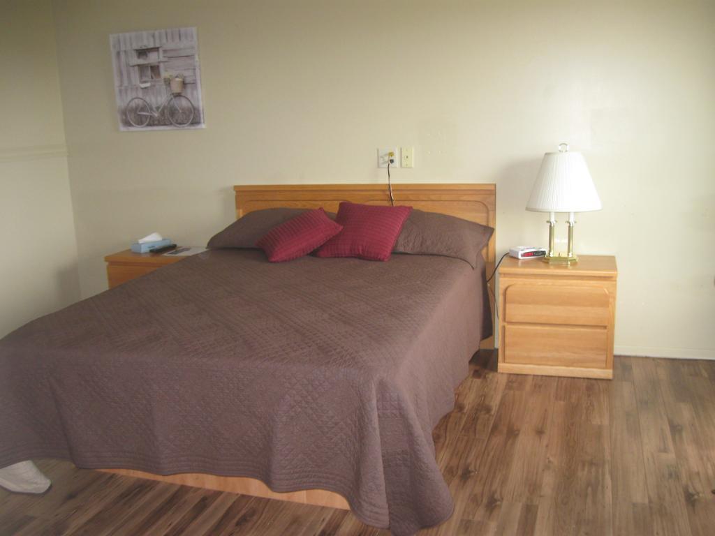 Motel De La Pointe Aux Bouleaux Baie-Sainte-Catherine Esterno foto